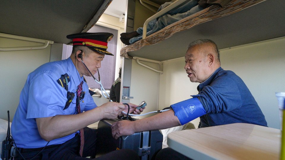 建议先扫读标题与摘要